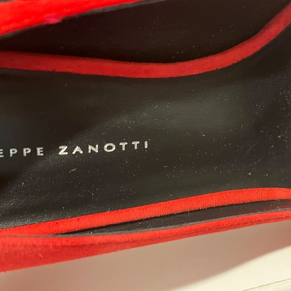 Giuseppe Zanotti Red Suede Pumps Block Heels - Picture 5 of 11